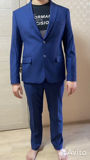 Костюм мужской