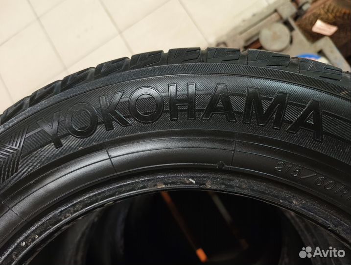 Yokohama Advan A035 215/60 R16