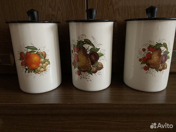 Емкости для сыпучих продуктов