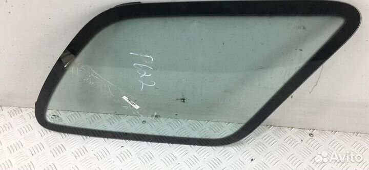Стекло заднее правое глухое/форточка Fiat Palio