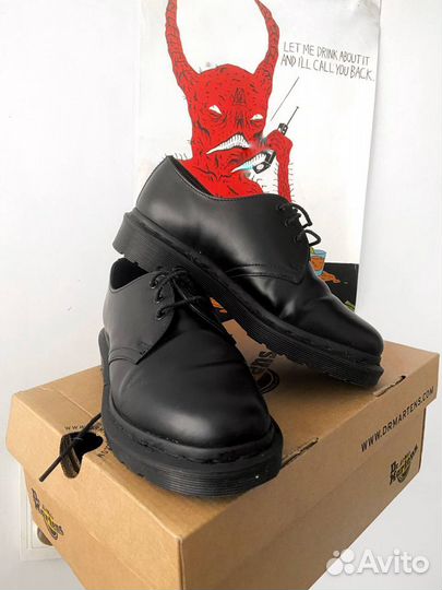 Dr martens mono black