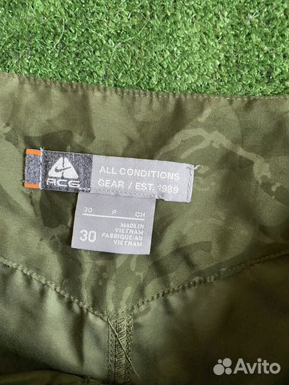 Шорты Nike ACG Cargo Vintage