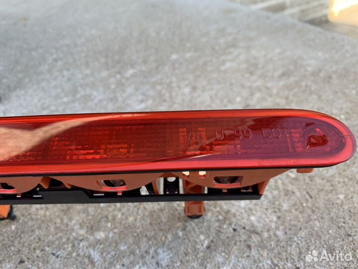 Стоп сигнал верхний peugeot 307