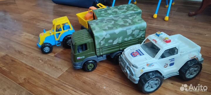 Детские машинки