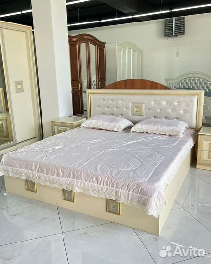 Спальный гарнитур Богемия