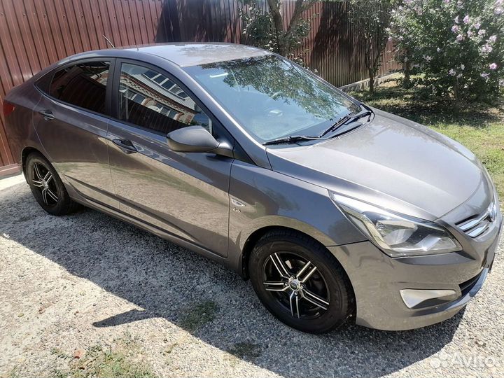 Hyundai Solaris 1.6 AT, 2015, 128 000 км