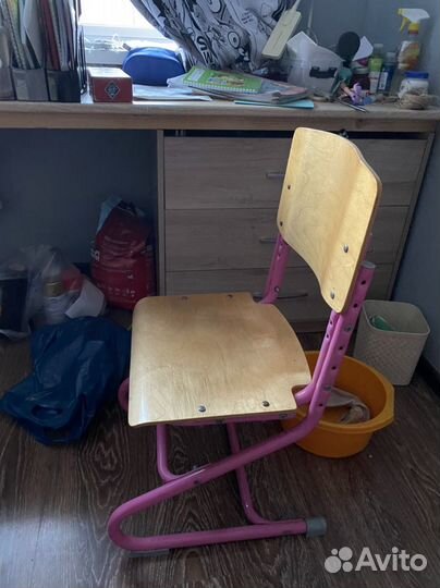 Ортопедическая парта со стулом и полочками