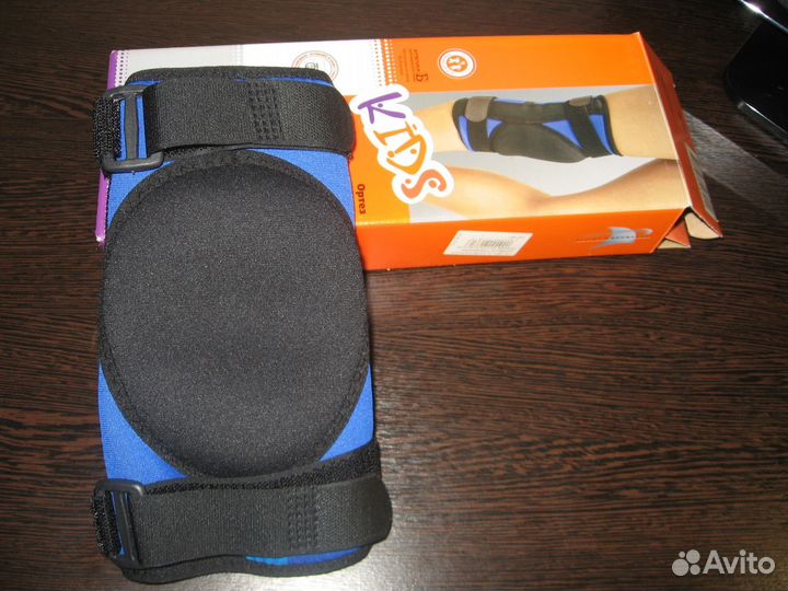 Ортез, фиксатор, бандаж коленного сустава детский