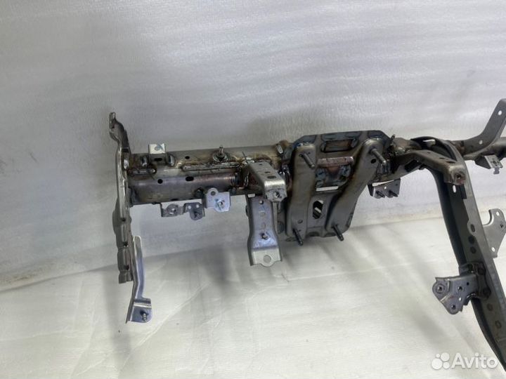 Усилитель торпеды Toyota Land Cruiser 200