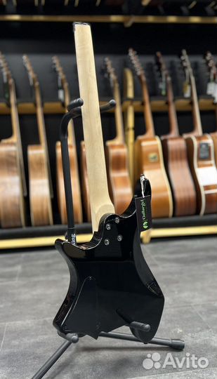 Электрогитара безголовая (новая)