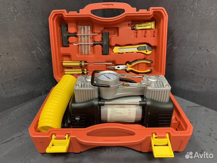 Компрессор автомобильный 2-х поршневой с набором