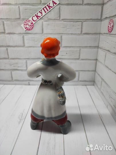 Фарфор Богатырь Покати