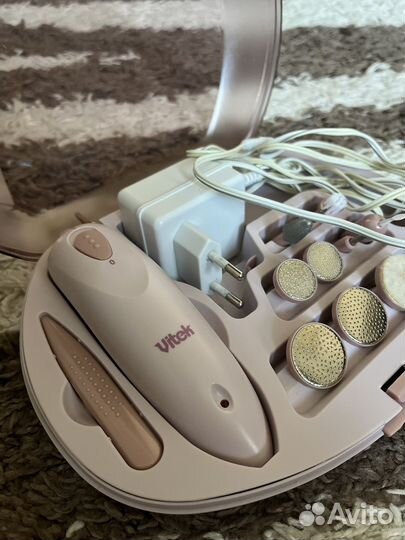 Набор для маникюра и педикюра Vitek