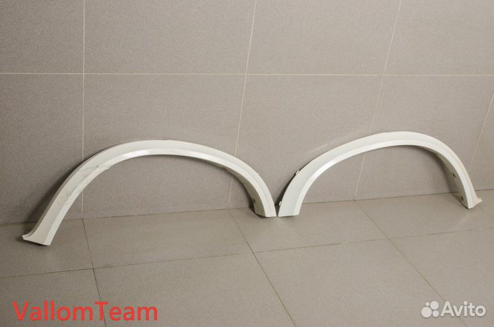 Лот DM105 Расширители (фендеры) задних крыльев Bmw