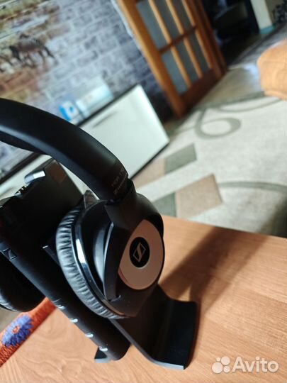 Наушники Sennheiser HDR 170