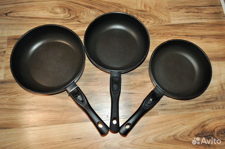 Сковорода со съемной ручкой (22 и 26см)