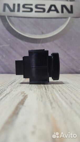 Кнопка противотуманных фар птф Nissan qashqai J10