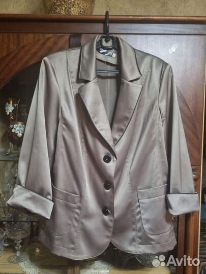 Жакеты женские б/у 52 р
