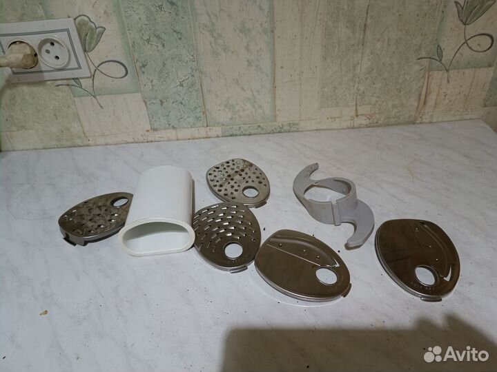 Комбайн кухонный Philips HR7745 (33 функции)