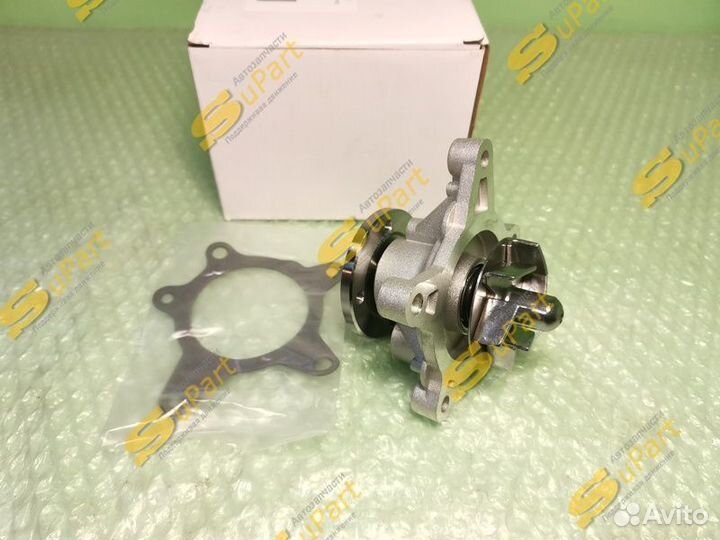 Помпа (насос водяной) Rio 3 на 1.4 1.6 / Rio 4 1.6