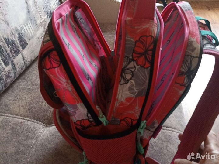 Школьный рюкзак