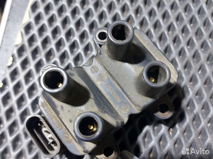 Катушка зажигания renault logan symbol