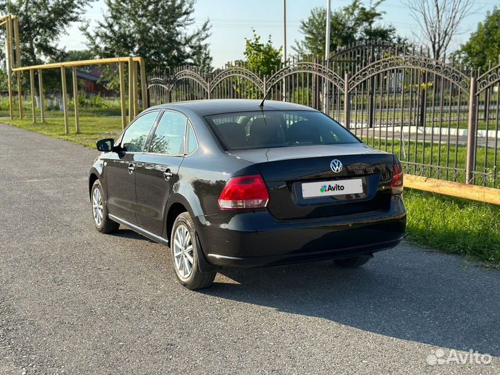 Volkswagen Polo 1.6 AT, 2015, 231 000 км