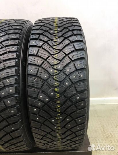 Dunlop SP Winter Ice 03 215/60 R16 114W