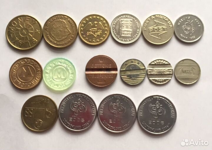 Жетоны различные и Сувенирная монета Биткоин