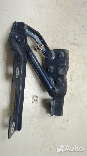 Петля капота Opel Astra J, 2010