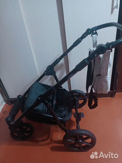 Продам коляску 3 в 1 Индиго