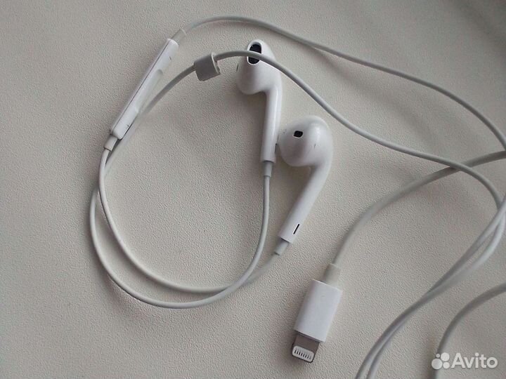 Наушники apple earpods lightning Б/У