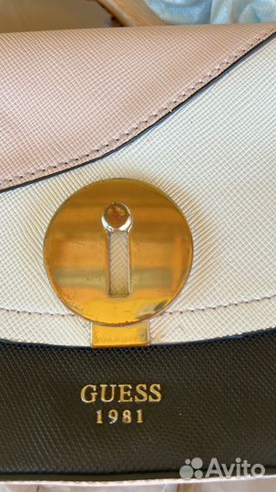 Сумка Guess