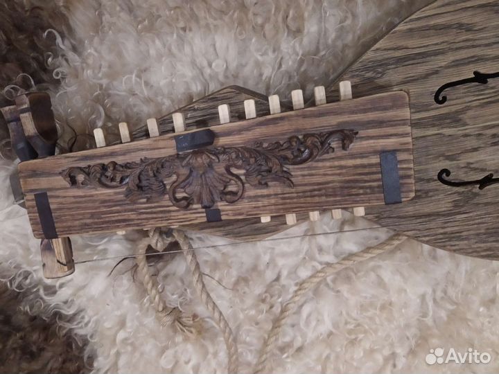 Колесная лира