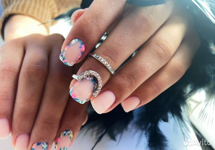 Аппаратный педикюр и маникюр