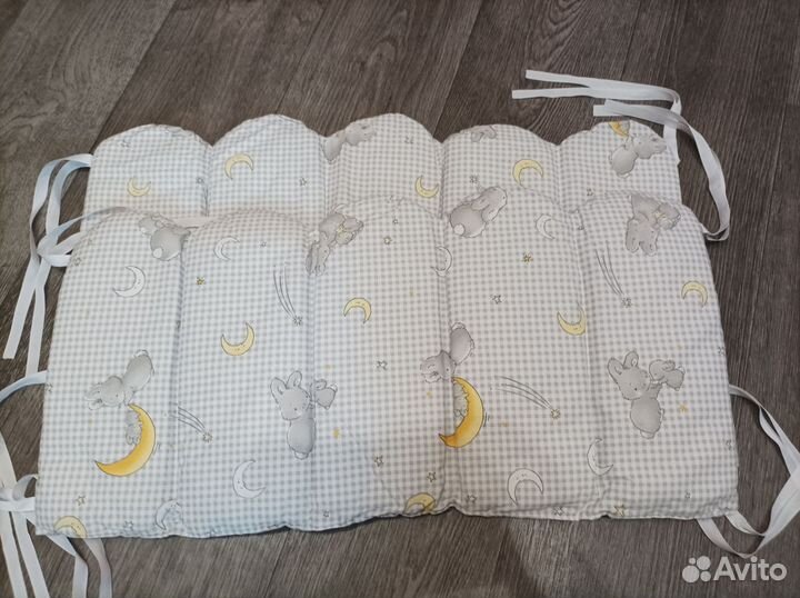 Бортики в детскую кроватку новые