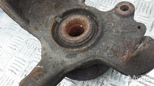 Ступица передняя левая ford C-MAX 1 (PBE02K901)