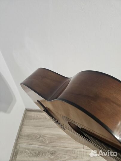 Гитара Yamaha c40