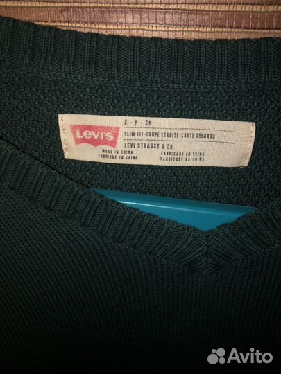 Свитер Levis