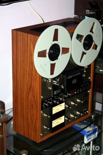 Hi-End катушечный магнитофон Akai GX-400D Pro