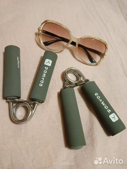 Эспандер кистевой пружинный