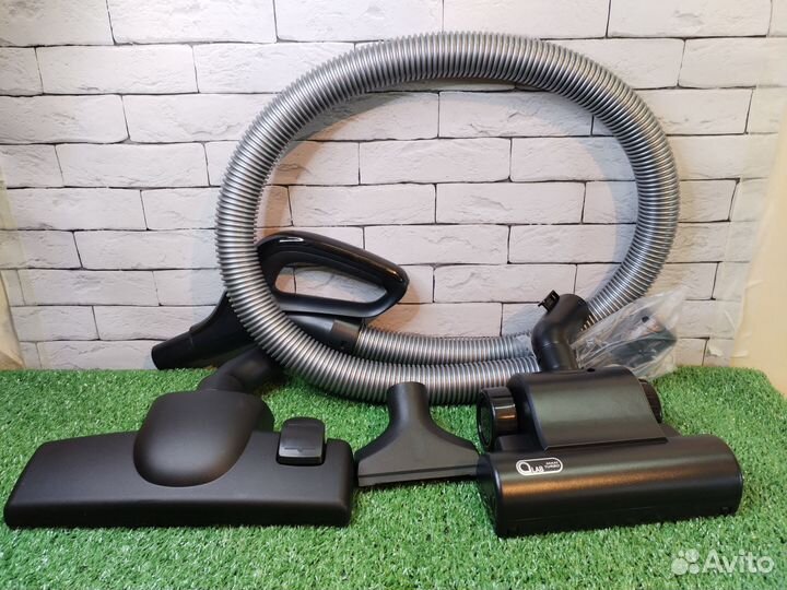 Пылесос с контейнером для пыли Artel VCC 4530