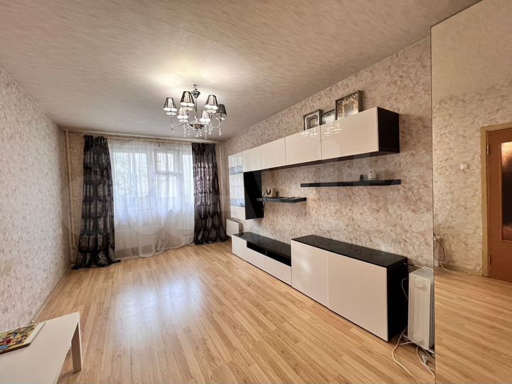2-к. квартира, 56 м², 2/21 эт.