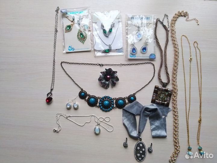 Украшения для женщин