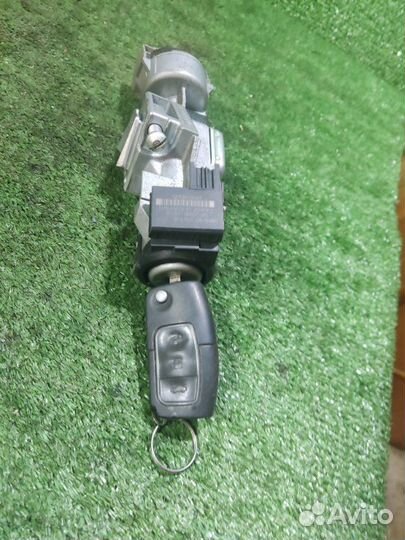 Замок зажигания Ford Focus 2 1.8 2010