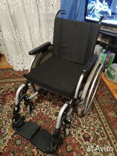 Инвалидная коляска складная бу