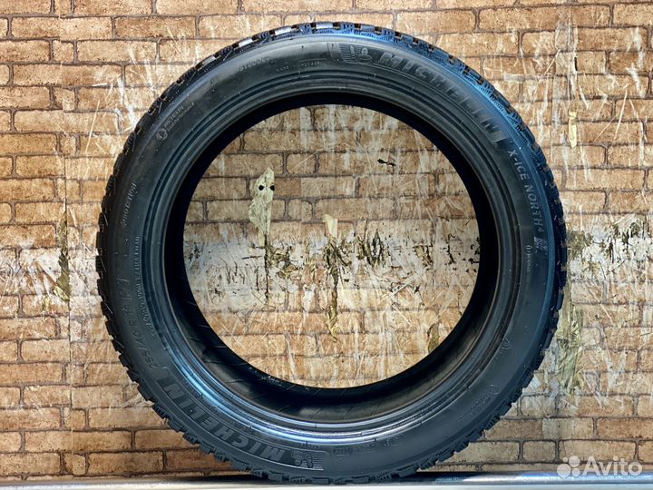 Michelin X-Ice North 4 255/40 R19