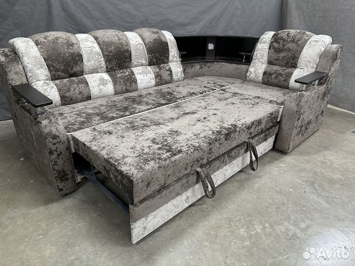 Угловой диван