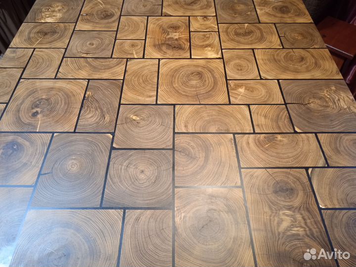 Стол и торцевых спилов и эбоксидки