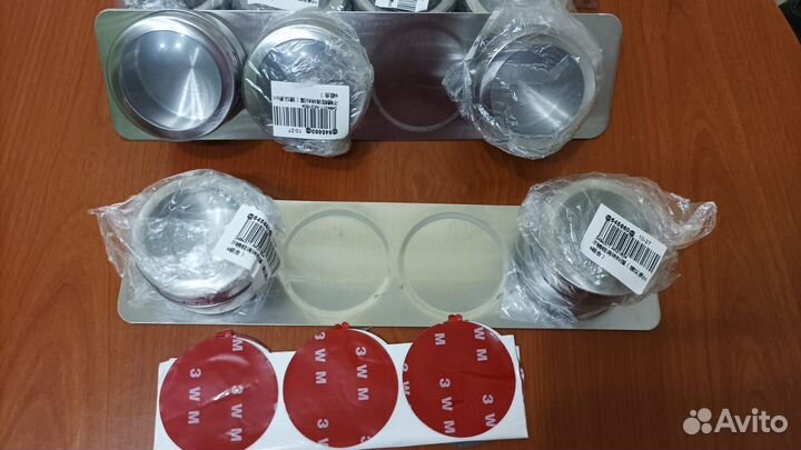 Набор баночек для специй на магните